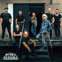 BUDKA SUFLERA / Skaza